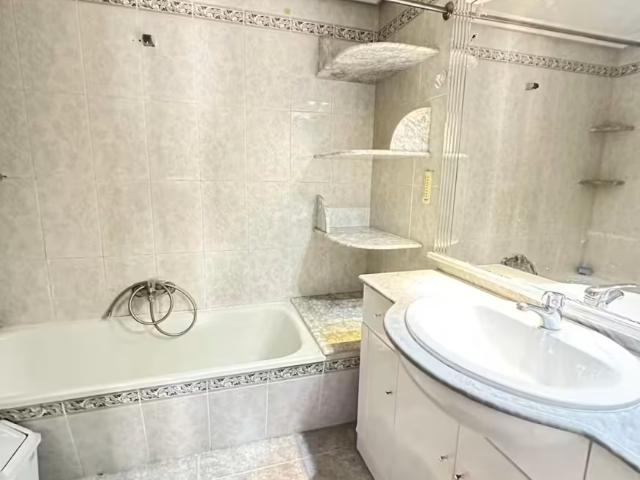 Shared Living/Roommate 1 Dormitorio Alicante Alicante ES95921159