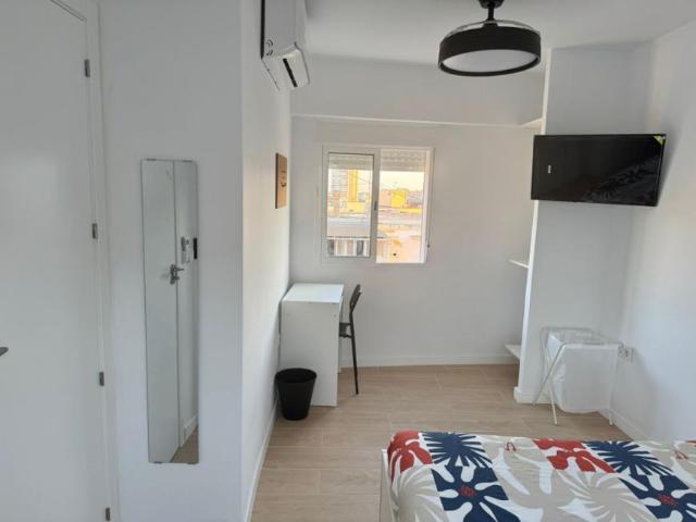 Shared Living/Roommate 1 Dormitorio Alicante Alicante ES99386950