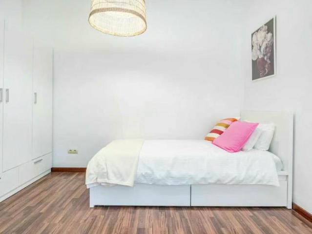 Shared Living/Roommate 1 Dormitorio Barcelona Barcelona ELS99686258