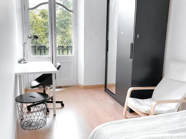 Shared Living/Roommate 1 Dormitorio Barcelona Barcelona ES94211630