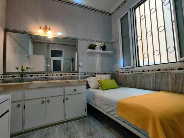 Shared Living/Roommate 1 Dormitorio Barcelona Barcelona ES101305214