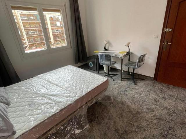 Shared Living/Roommate 1 Dormitorio Barcelona Barcelona ES102579905