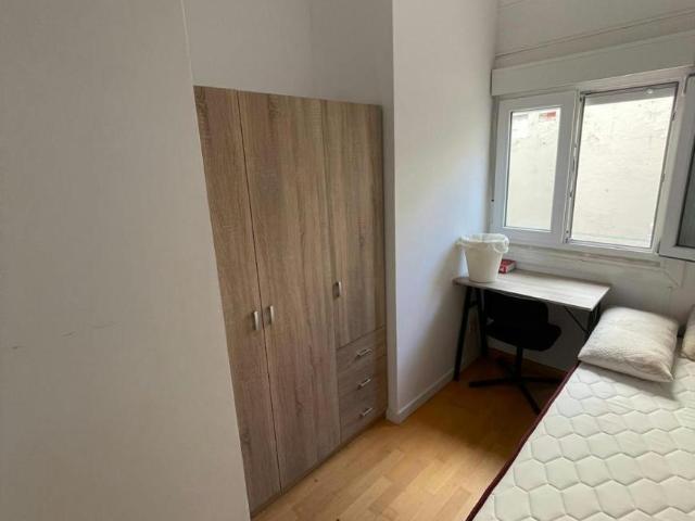 Shared Living/Roommate 1 Dormitorio Barcelona Barcelona ES102579921