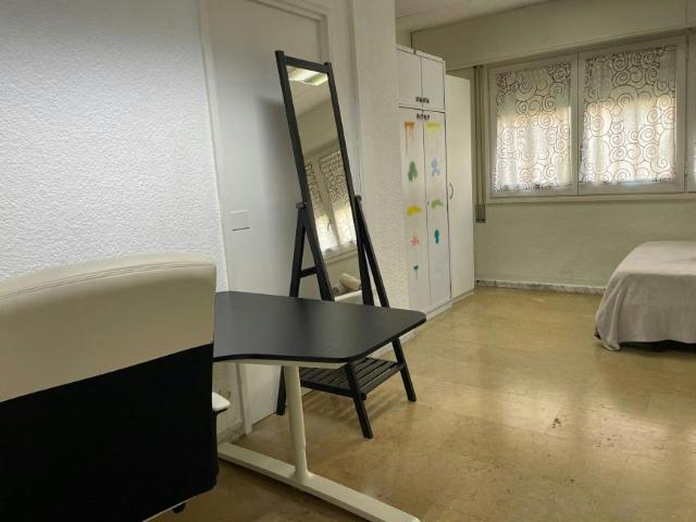 Shared Living/Roommate 1 Dormitorio Barcelona Barcelona ES102853495