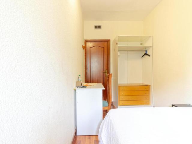 Shared Living/Roommate 1 Dormitorio Barcelona Barcelona ES102856229