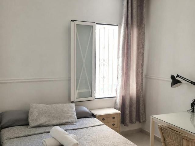 Shared Living/Roommate 1 Dormitorio Cadiz Cadiz ES103119935