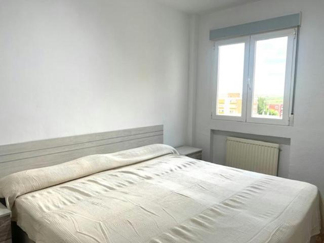 Shared Living/Roommate 1 Dormitorio Fuenlabrada Fuenlabrada ES102273625