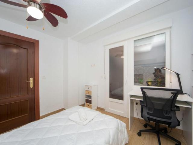 Shared Living/Roommate 1 Dormitorio Granada Granada ES101269534