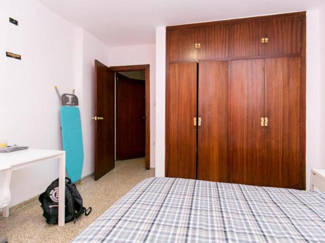 Shared Living/Roommate 1 Dormitorio Granada Granada ES103923536