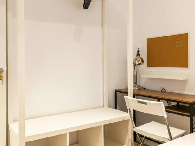 Shared Living/Roommate 1 Dormitorio L'Hospitalet De Llobregat L'Hospitalet De Llobregat ES100945561