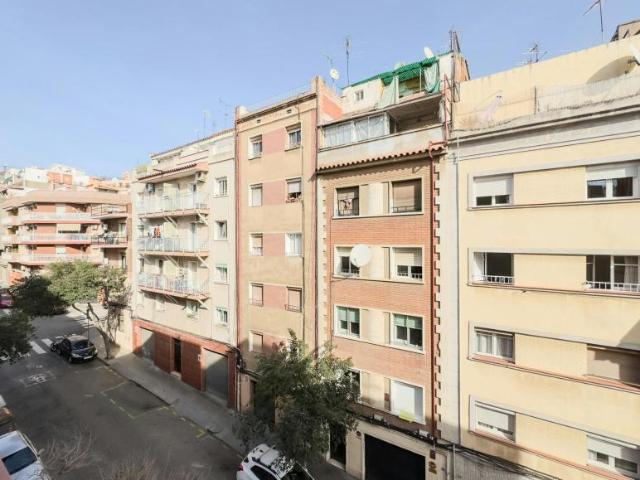 Shared Living/Roommate 1 Dormitorio L'Hospitalet De Llobregat L'Hospitalet De Llobregat ES101846969