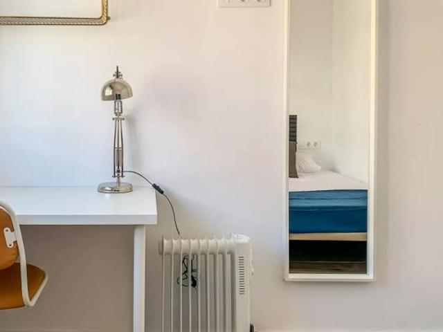 Shared Living/Roommate 1 Dormitorio L'Hospitalet De Llobregat L'Hospitalet De Llobregat ES102817021