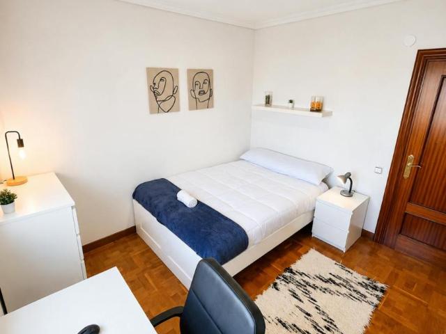 Shared Living/Roommate 1 Dormitorio Pamplona Pamplona ES104825477