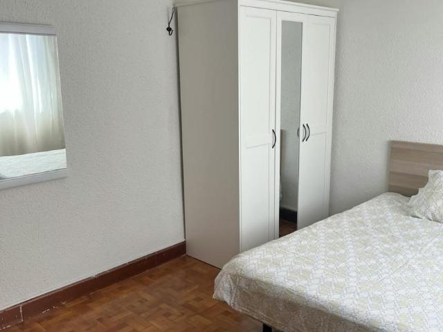 Shared Living/Roommate 1 Dormitorio Pamplona Pamplona ES103696063