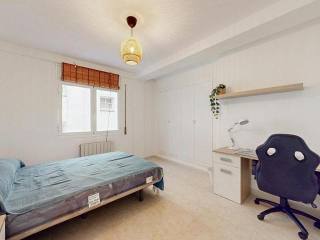 Shared Living/Roommate 1 Dormitorio Reus Reus ELS102854483