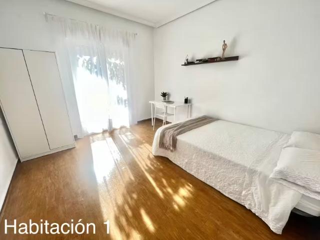 Shared Living/Roommate 1 Dormitorio Santiponce Santiponce ES96177052