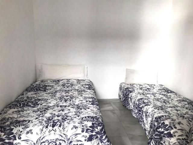 Shared Living/Roommate 1 Dormitorio Sevilla Sevilla ELS100715942