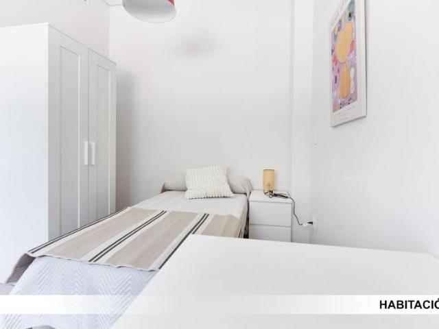 Shared Living/Roommate 1 Dormitorio Sevilla Sevilla ELS100720426