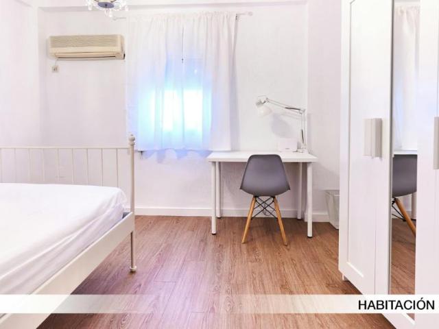 Shared Living/Roommate 1 Dormitorio Sevilla Sevilla ELS100725317