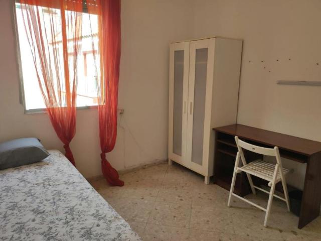 Shared Living/Roommate 1 Dormitorio Sevilla Sevilla ELS100730498
