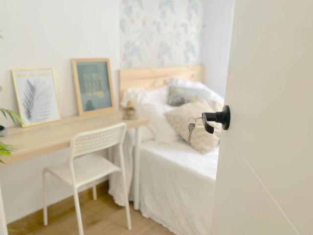 Shared Living/Roommate 1 Dormitorio Sevilla Sevilla ELS102436340