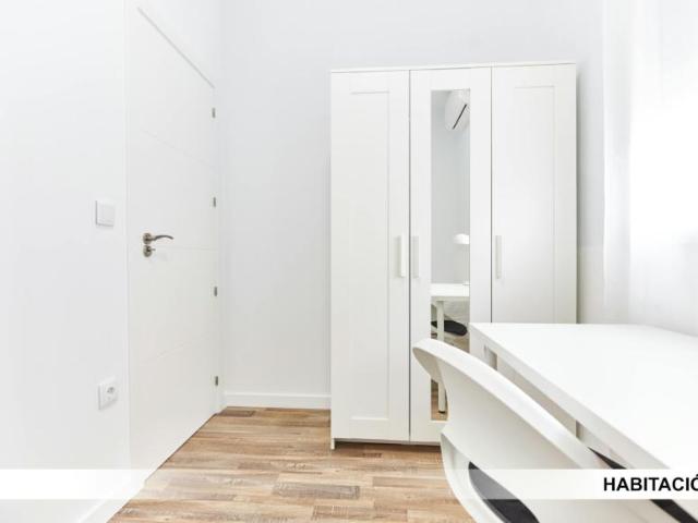 Shared Living/Roommate 1 Dormitorio Sevilla Sevilla ES100715641