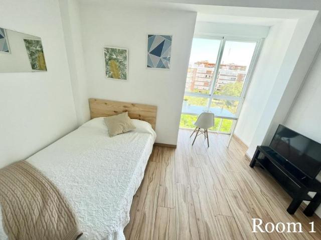 Shared Living/Roommate 1 Dormitorio Sevilla Sevilla ES100722123