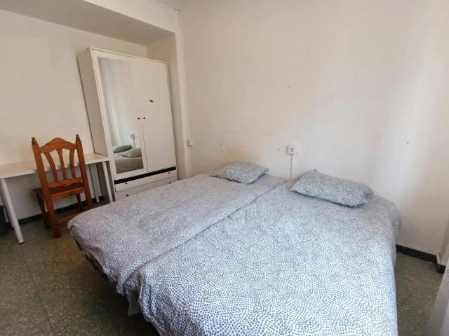 Shared Living/Roommate 1 Dormitorio Sevilla Sevilla ES100732252