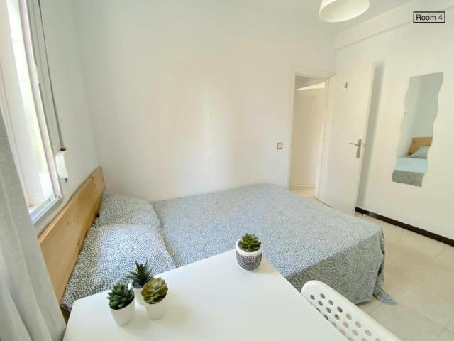 Shared Living/Roommate 1 Dormitorio Sevilla Sevilla ES102436387