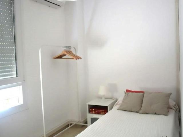 Shared Living/Roommate 1 Dormitorio Sevilla Sevilla ES104225192