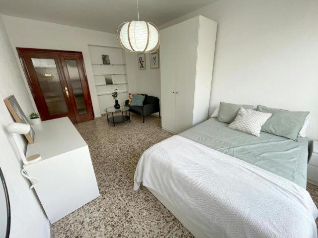 Shared Living/Roommate 1 Dormitorio Sevilla Sevilla ES104825810