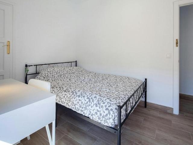 Shared Living/Roommate 1 Dormitorio Sevilla Sevilla ES99689820