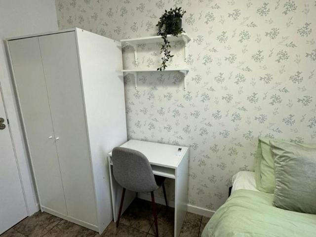 Shared Living/Roommate 1 Dormitorio Torrent Torrent ELS100715090