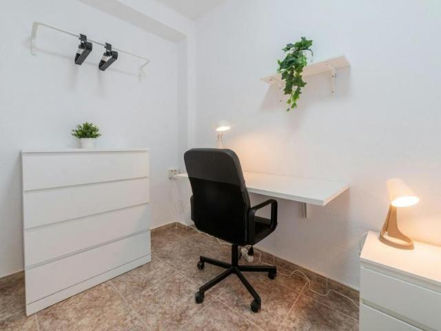 Shared Living/Roommate 1 Dormitorio Torrent Torrent ES100723012