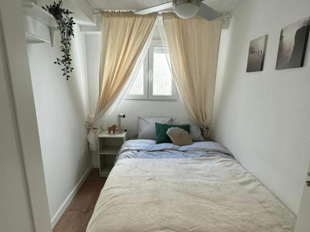 Shared Living/Roommate 1 Dormitorio Torrent Torrent ES102849836