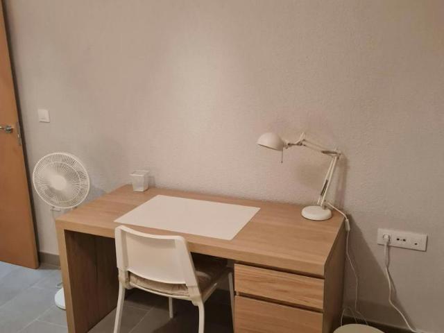 Shared Living/Roommate 1 Dormitorio Torrent Torrent ES102854538