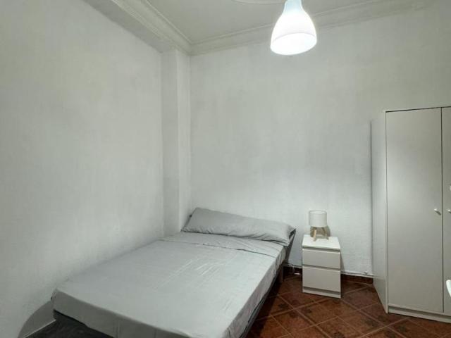 Shared Living/Roommate 1 Dormitorio Valencia Valencia ES103695830