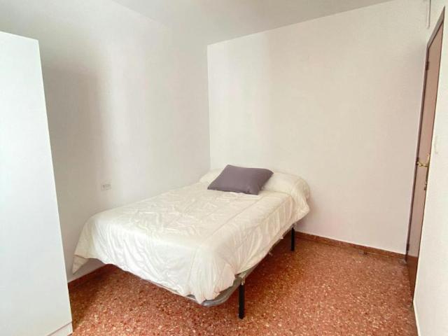Shared Living/Roommate 1 Dormitorio Valencia Valencia ES91158026
