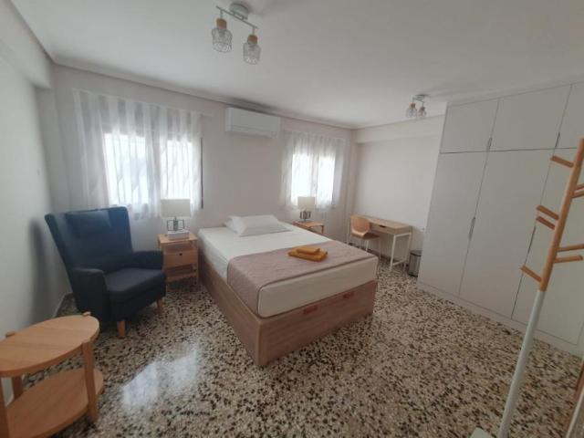 Shared Living/Roommate 1 Dormitorio Valencia Valencia ES99384671