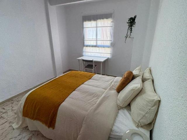 Shared Living/Roommate 1 Dormitorio Xirivella Xirivella ES102850843