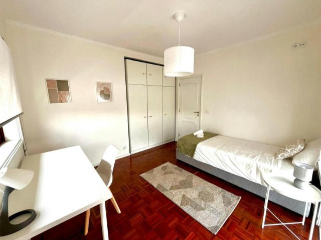 shared living/roommate 1 quarto, Custoias Custoias 4460 282 ES100715947