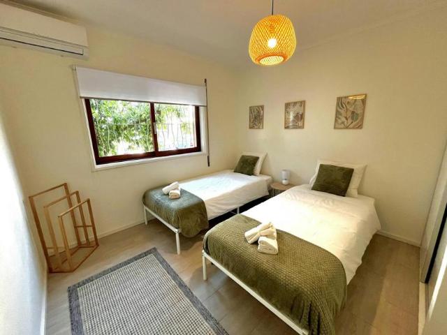 shared living/roommate 1 quarto, Custoias Custoias 4460 282 ES101841139