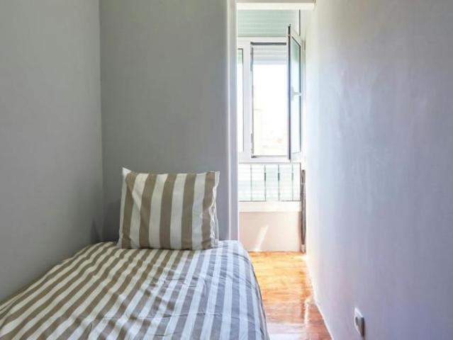 shared living/roommate 1 quarto, Amadora Amadora 2700 DS102855654