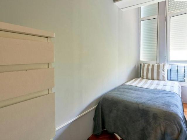 shared living/roommate 1 quarto, Amadora Amadora 2700 ES103062276
