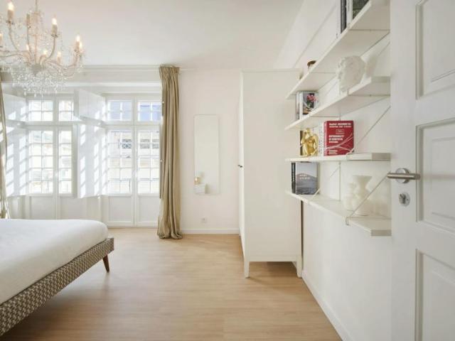 shared living/roommate 1 quarto, Algés Algés 1495 014 DS102469548