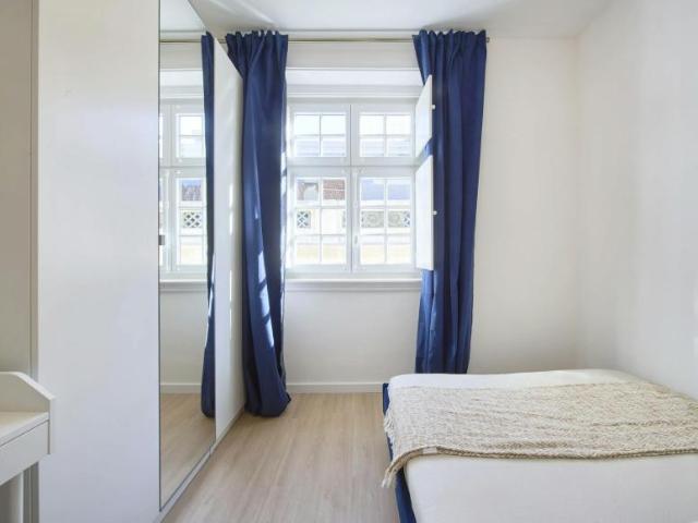 shared living/roommate 1 quarto, Algés Algés 1495 014 ES102469614