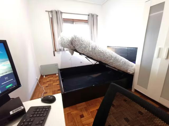 shared living/roommate 1 quarto, Azurém Azurém 4800 DS96741589