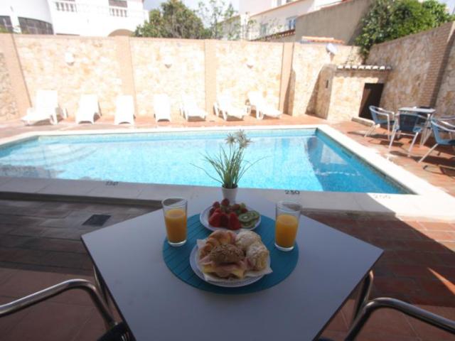 shared living/roommate 1 quarto, Lagos Lagos ES99382334