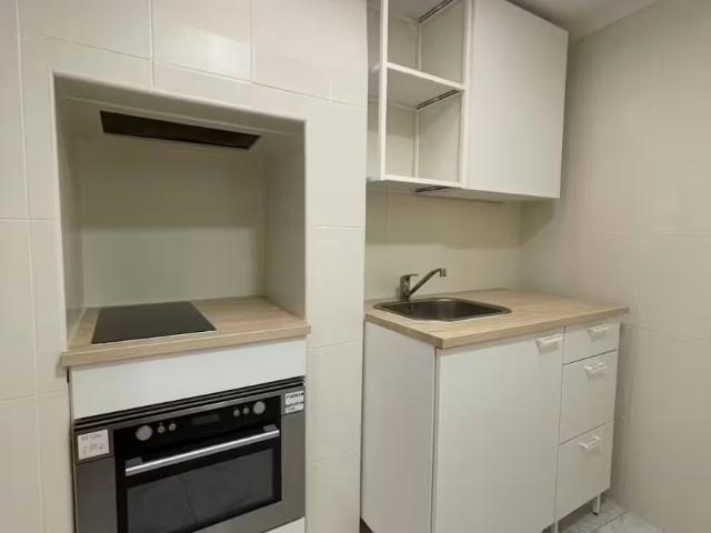 shared living/roommate 1 quarto, Lisbon Lisbon 1200 ELS100253981