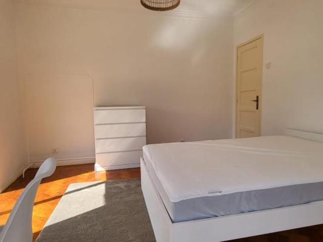 shared living/roommate 1 quarto, Queluz Queluz 2745 DLS102273476